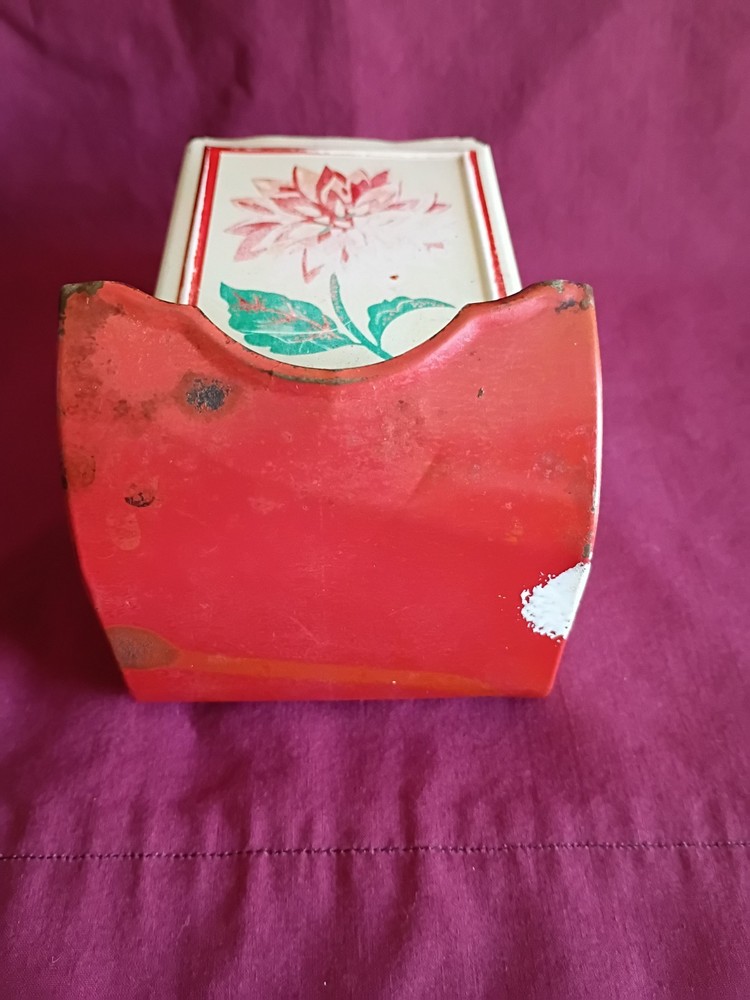 *VINTAGE* Tin Matchbox Holder Wall Mount