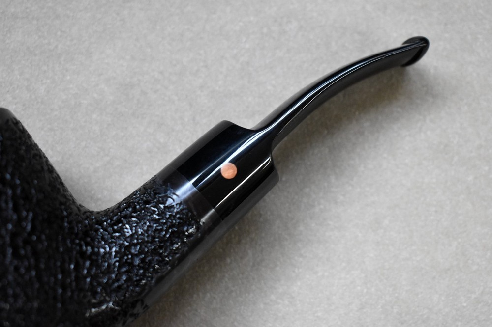 Moretti Pipe Super Magnum Black Rusticated Freehand