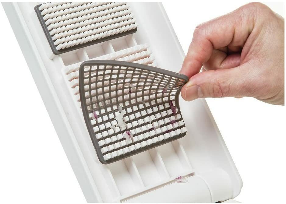 PL8 Professional 3 Cup Vegetable Chopper, White