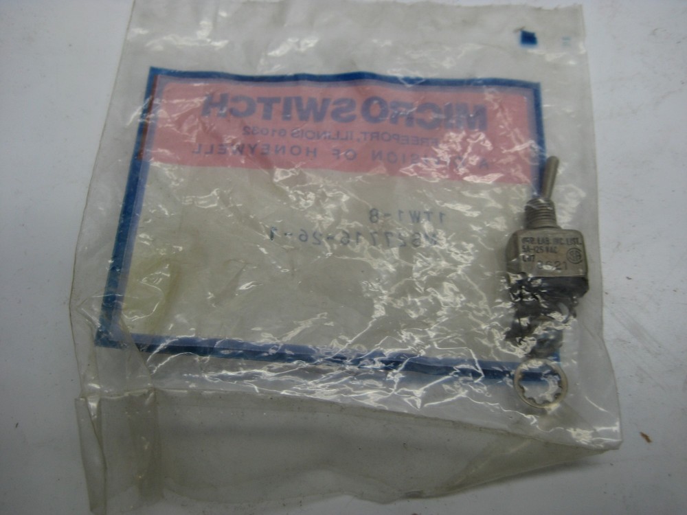 MICROSWITCH 1TW1-8 MS27716-26-1 TOGGLE SWITCH NSMP