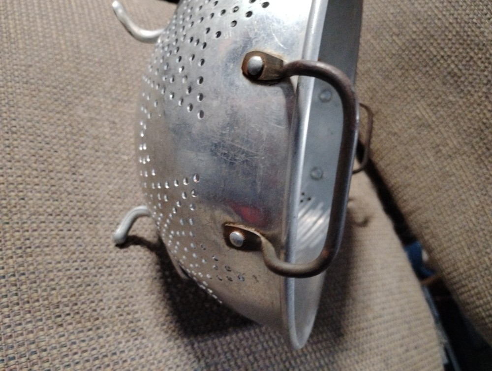 Vintage 1950s Aluminum Colander/Strainer