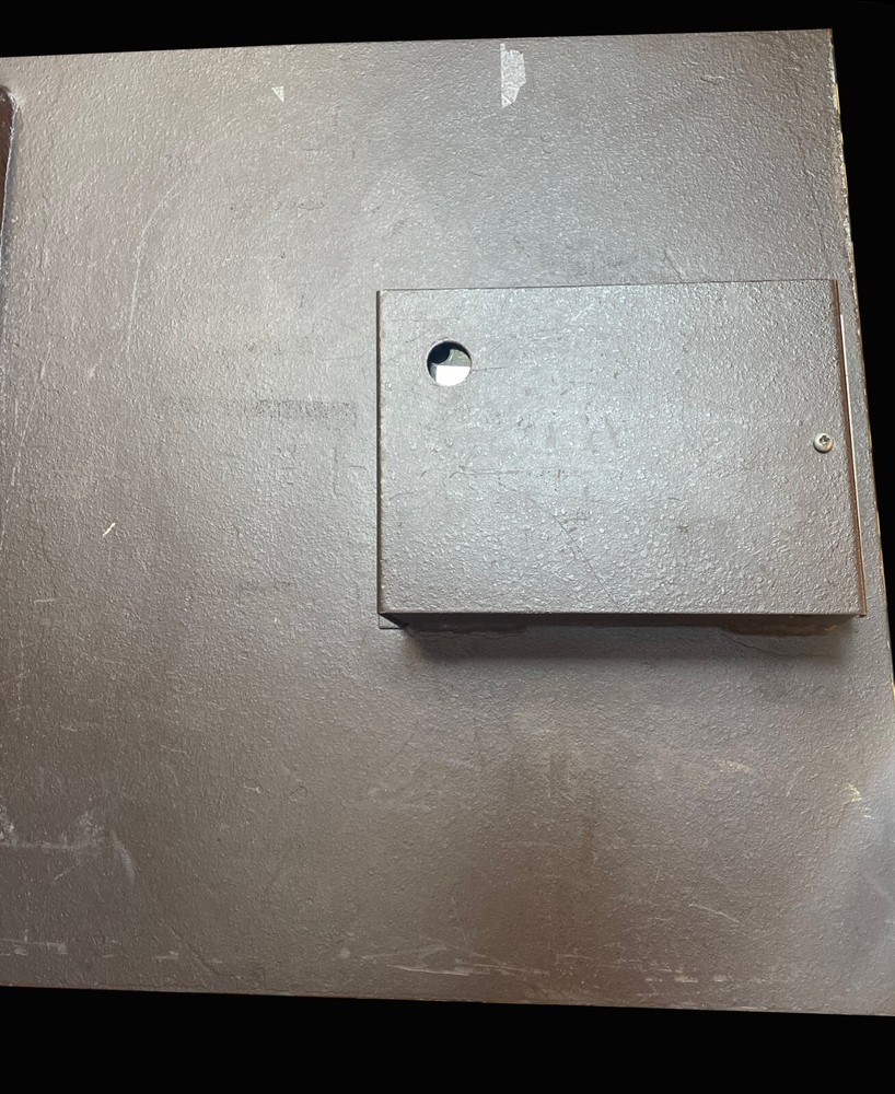 Commercial Gary Safe, Boltable, Drop Box, Adjustable Shelves Solid 1" Steel Used