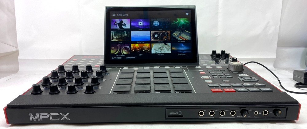 Akai Professional MPC-X Standalone Sampler & Sequencer with Touchscreen Display