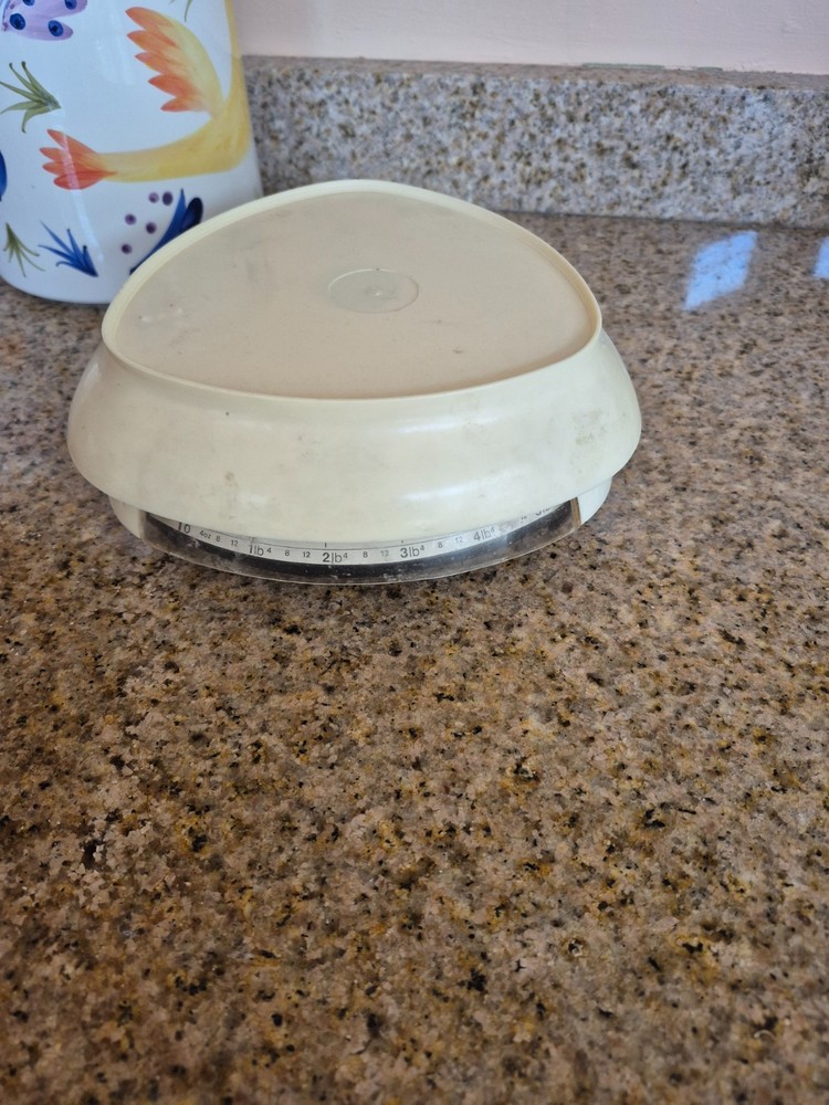 Vintage Hoffritz Kitchen Scale Made In Britain, Maximum 5 pounds