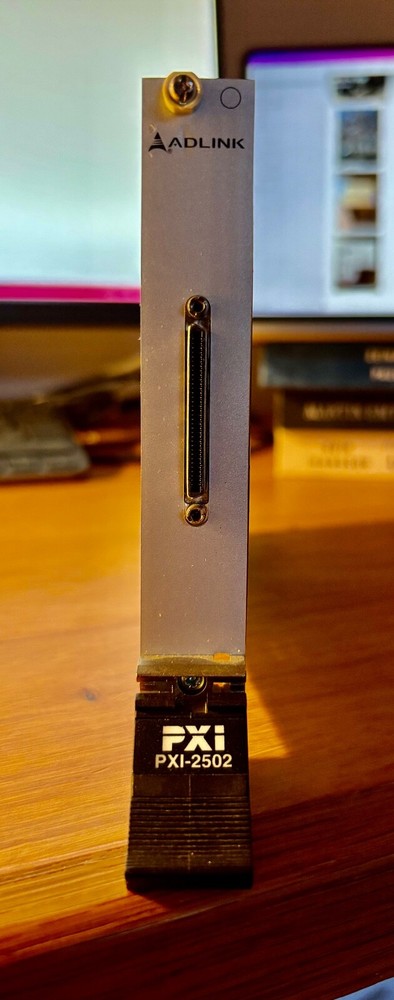 Adlink PXI-2502 4/8-CH 12-Bit 1 MS/s Analog Output Multi-Function PXI modules