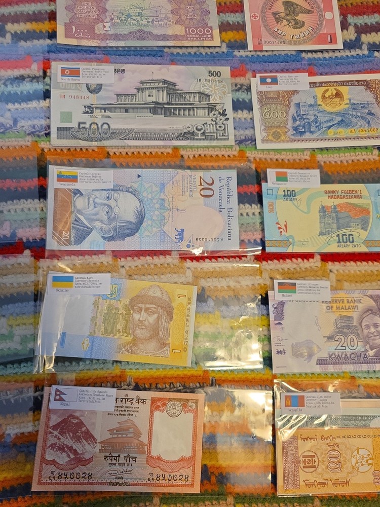World Banknotes Currency Lot – 25 Countries – UNC / Circulated