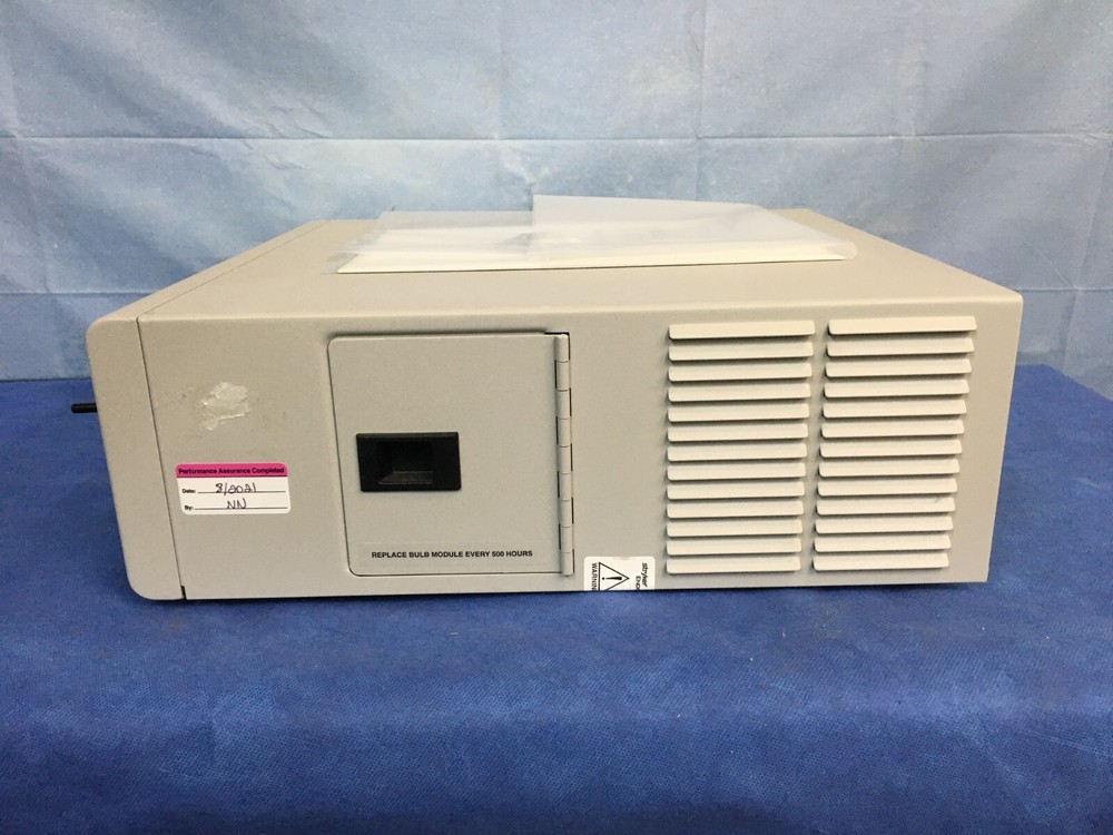 Stryker Endoscopy x6000 Light Source 220-185-000. Bulb Hours: 259