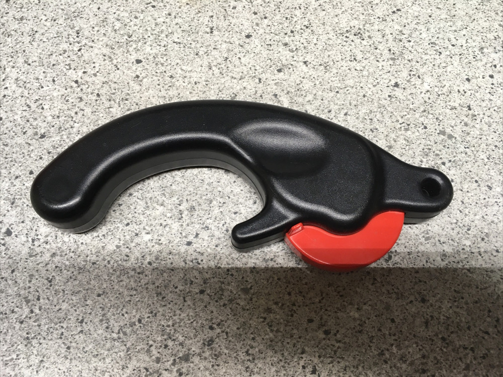 O'Lipfa Rotary Cutter