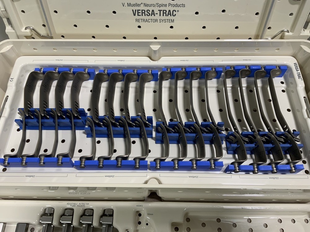 V. Mueller Versa-Trac Retractor System