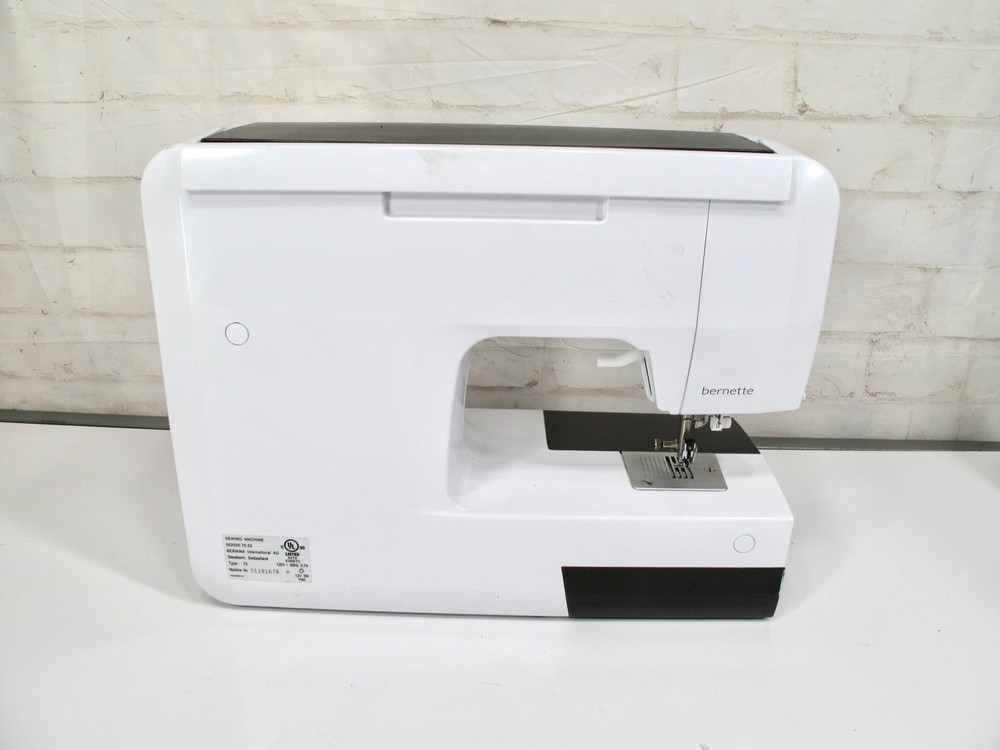 Bernina Bernette 15 Mechanical Sewing Machine