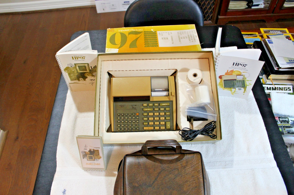 Hewlett Packard HP 97 Programmable Calculator Complete Set with Original HP Box