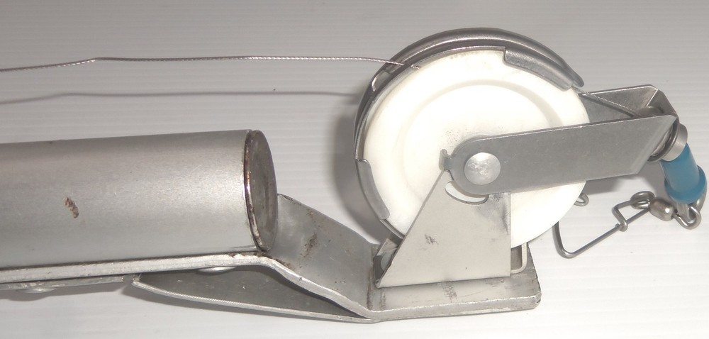 2 Riviera Manual Trolling-10" Downrigger - Left & Right Hand