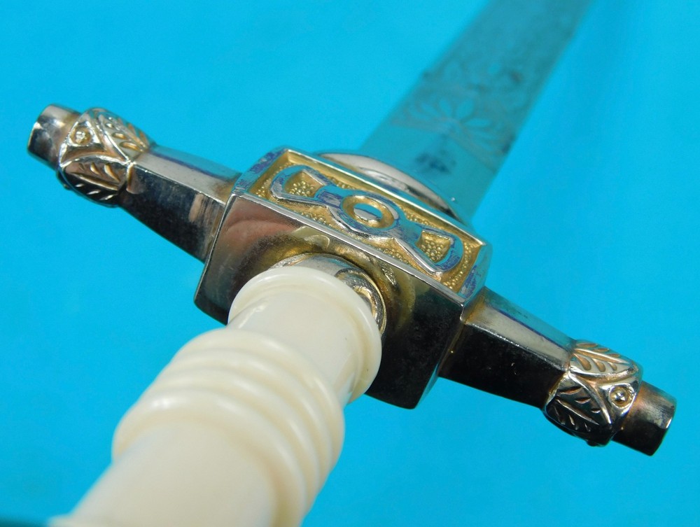 Dutch WW2 German Made Navy Naval Engraved Dagger Fighting Knife