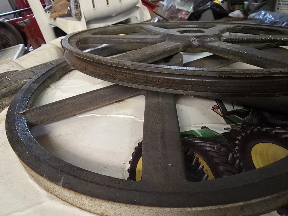 AK144 Pulleys 14in