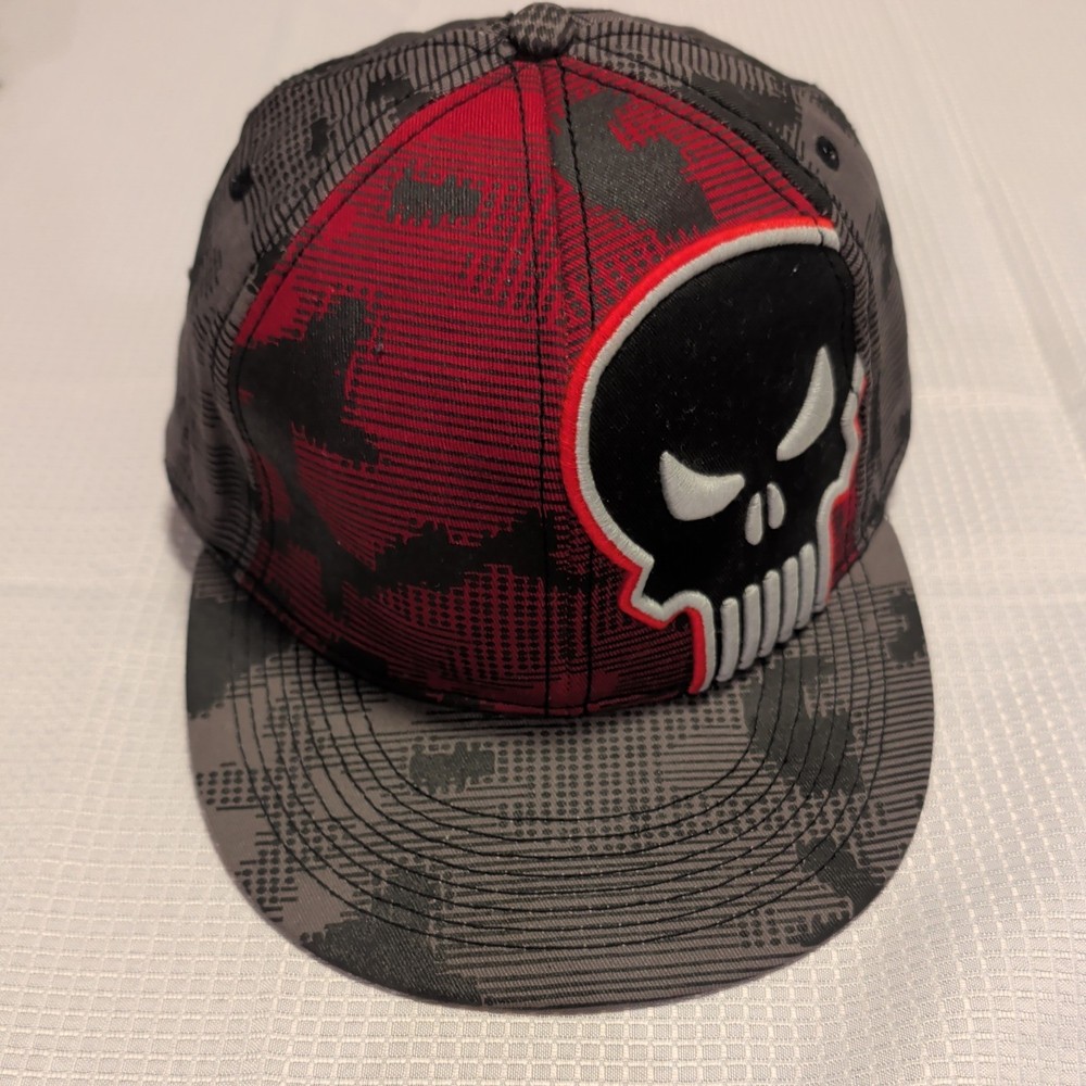 Marvel Punisher Flat Bill Flex Cap