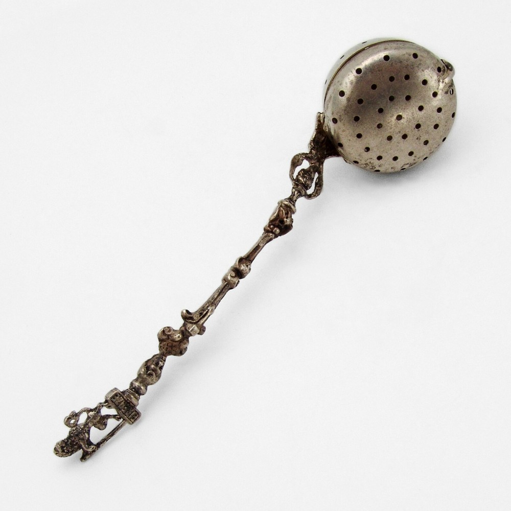 Italian Tea Strainer Figural Cast Handle 800 Silver Florence