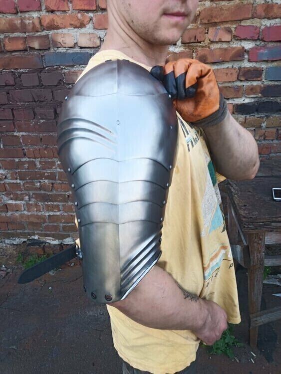 Medieval Gothic Knight Armor Pair Of Pauldrons Shoulder