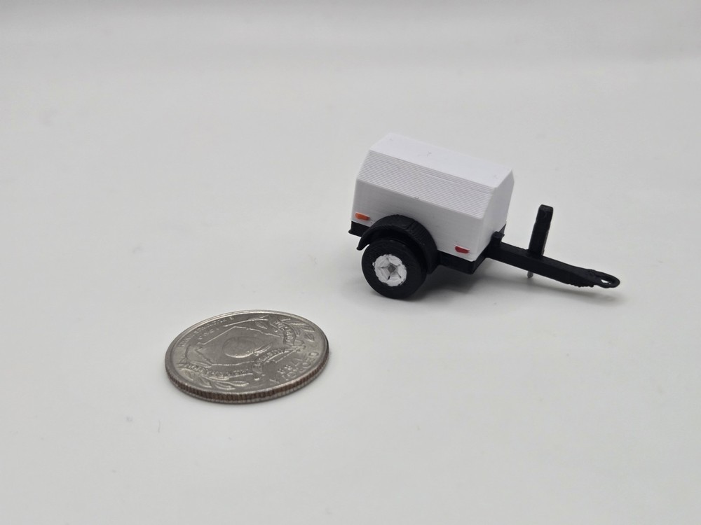 1/64 Scale Small Towable Generator in White