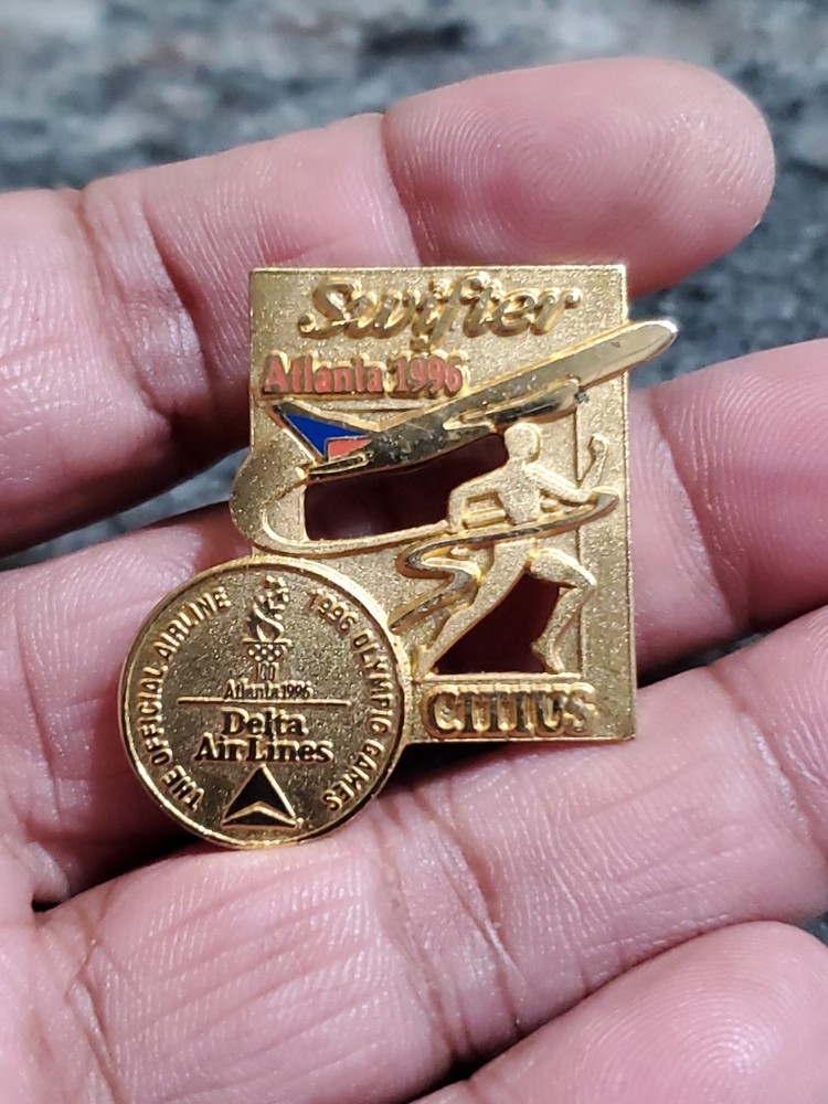 Delta Air Lines Pin