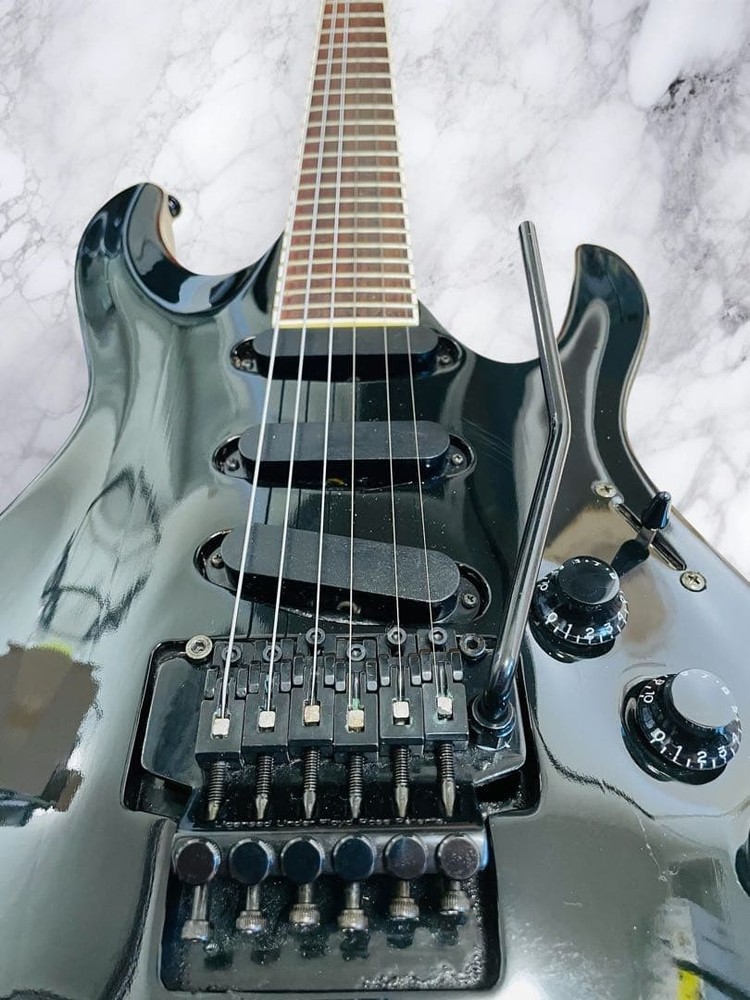 Mint Grass Roots HORIZON SUGIZO Model Black