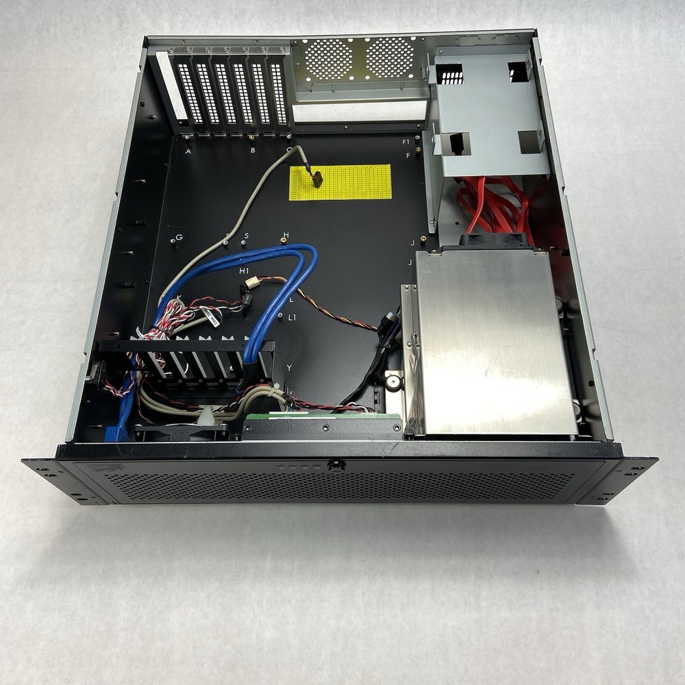 Advantech HPC-7320 3U Server Chassis Bare Bones Case No PSU