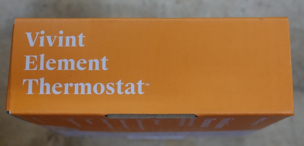 Vivint Smart Element Thermostat VS-ELEM02-001