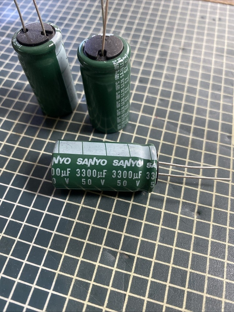 3300 50v Capacitor (3) PCs