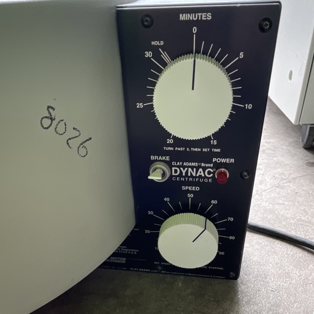 Clay Adams 420101 Centrifuge Analog Controls Fixed-Angle Rotor Low Speed Lab