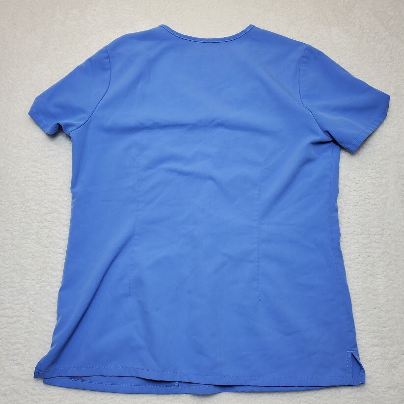 Figs Women’s Casma Three Pocket Scrub Top Blue S