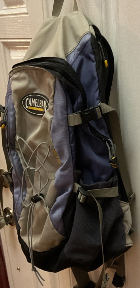 Camelbak ISIS Hydration Backpack Blue Grey Adjustable Shoulder Strap Day Pack