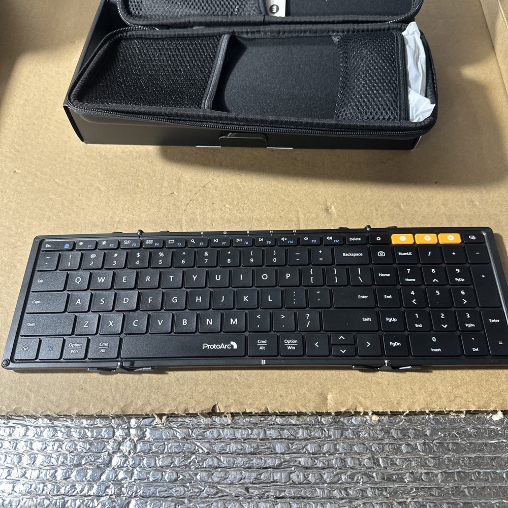 Wireless Keyboard Foldable (XKMO1)- Used