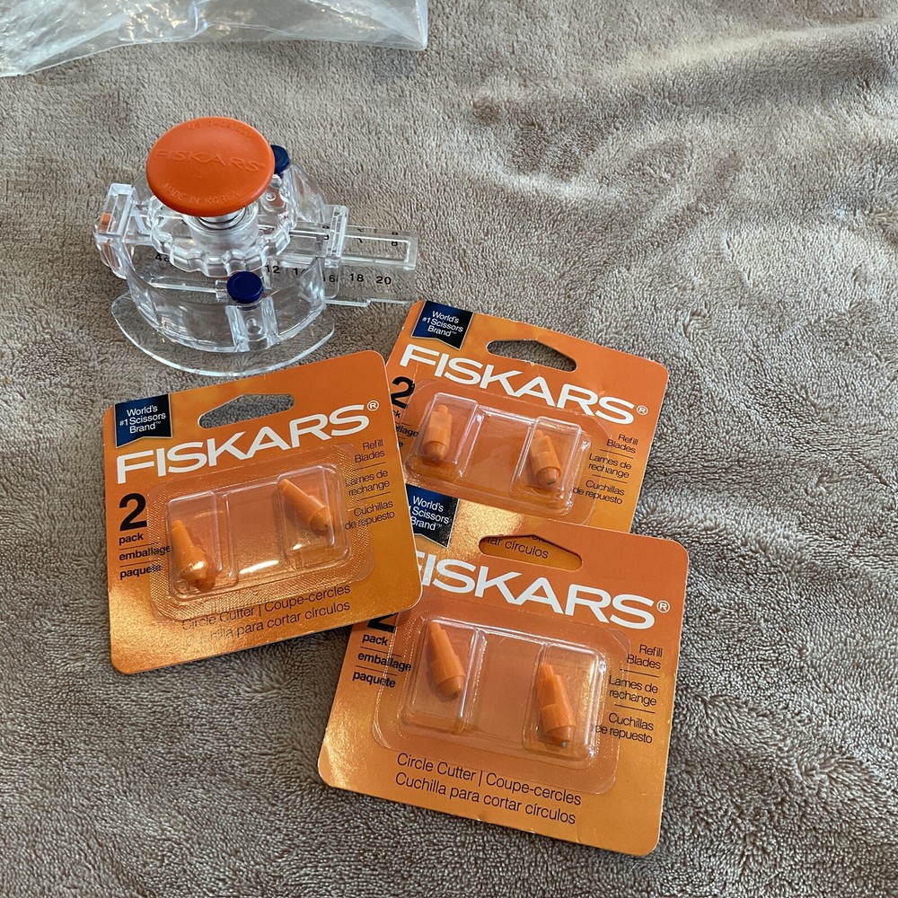 fiskars circle cutter with 6 replacement blades