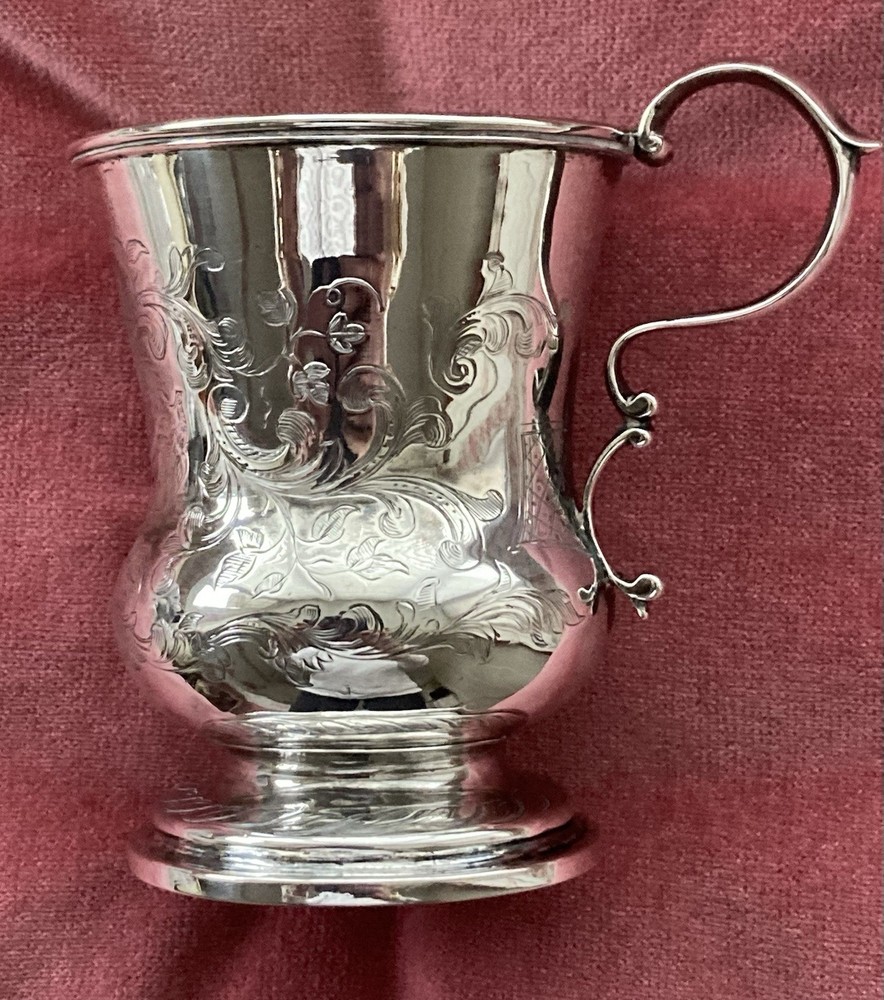 Antique Solid Silver Christening cup with  Birds & Scroll engravings  126.2g