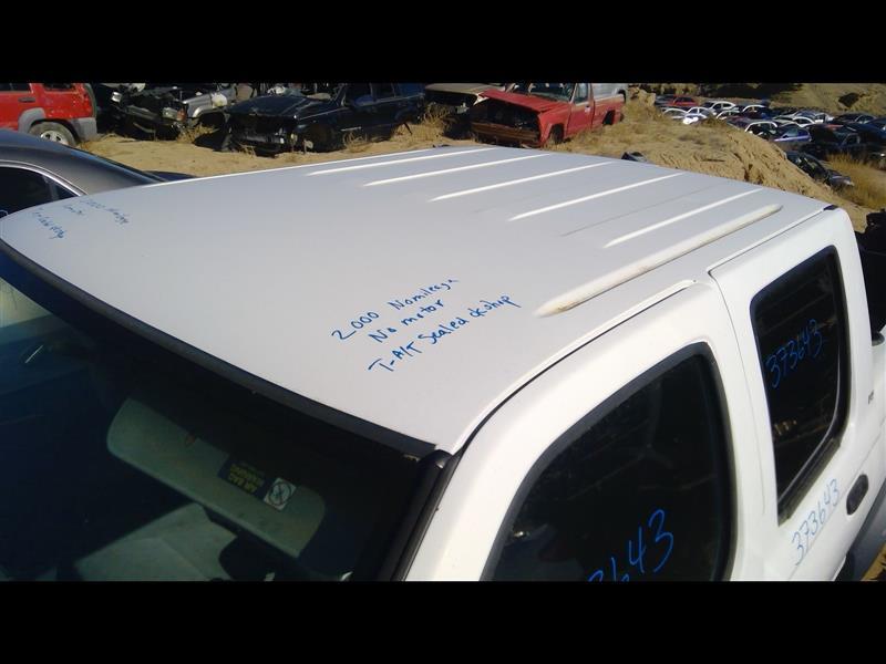 Used Front Right Steering Knuckle fits: 2000 Nissan Frontier 4x4 Front Right Gra