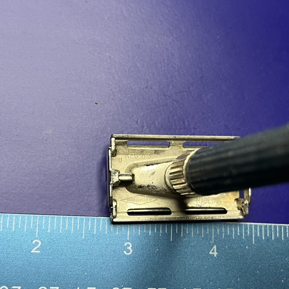 Vintage Gillette Knack Safety Razor