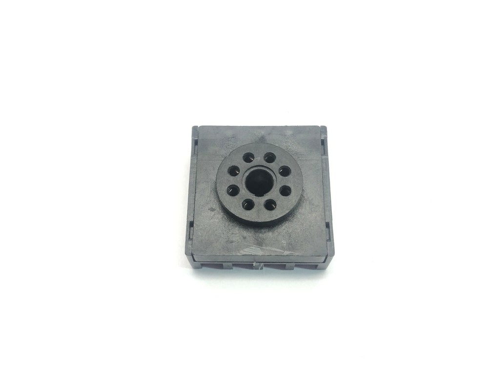 Menics PG-08 Relay Socket 8Pin 6A 250VAC