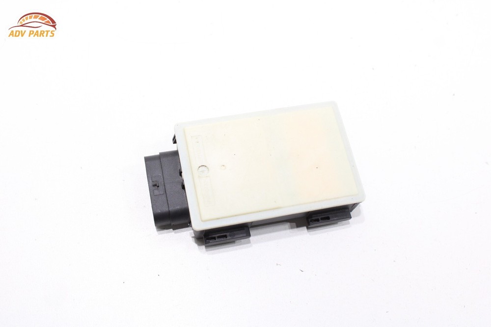 2019 - 2024 BMW X4 G02 FRONT LEFT SIDE BLIND SPOT RADAR SENSOR MODULE OEM