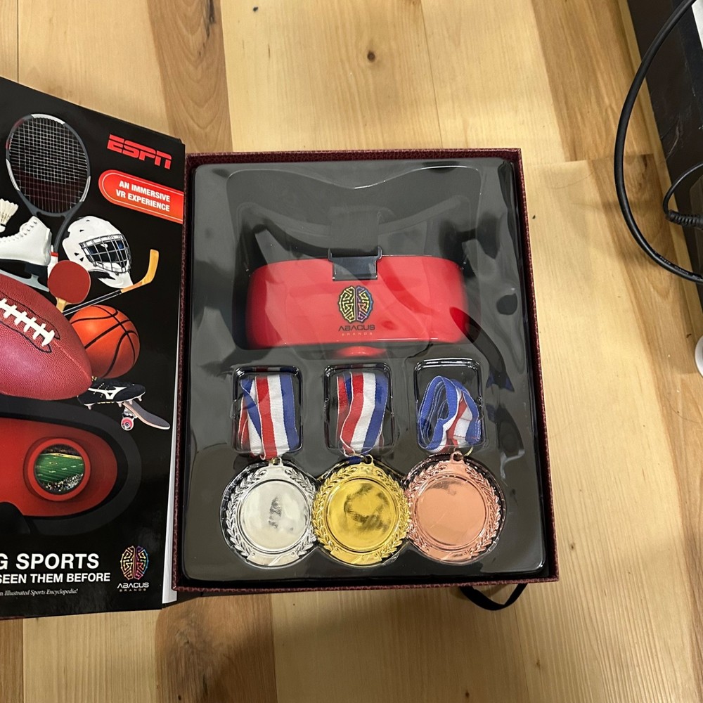 Abacus Brands Virtual Reality ESPN - Illustrated Interactive VR Book