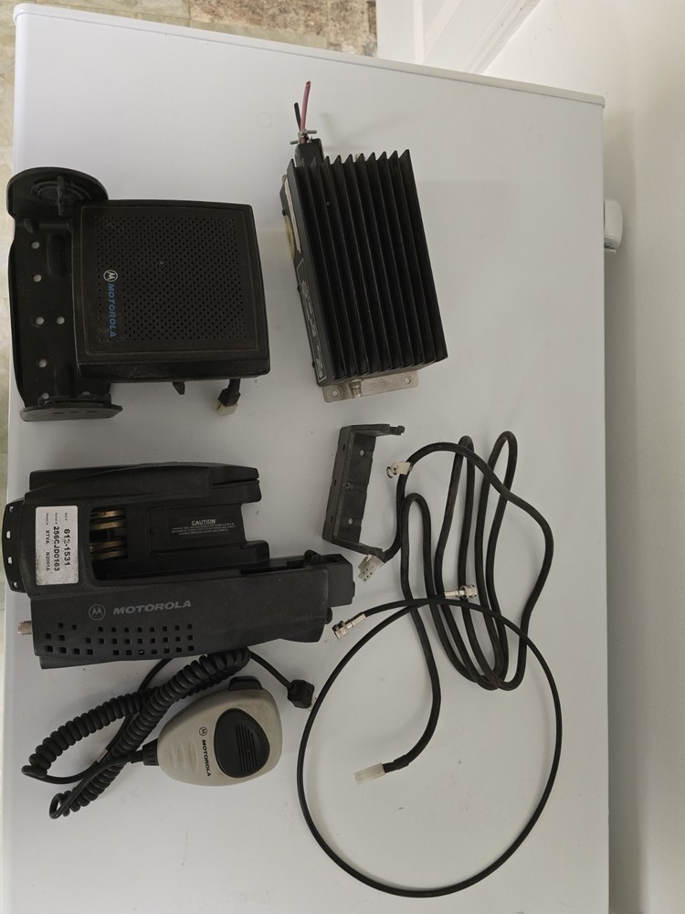 Motorola Convertacomm Vehicular Adapter