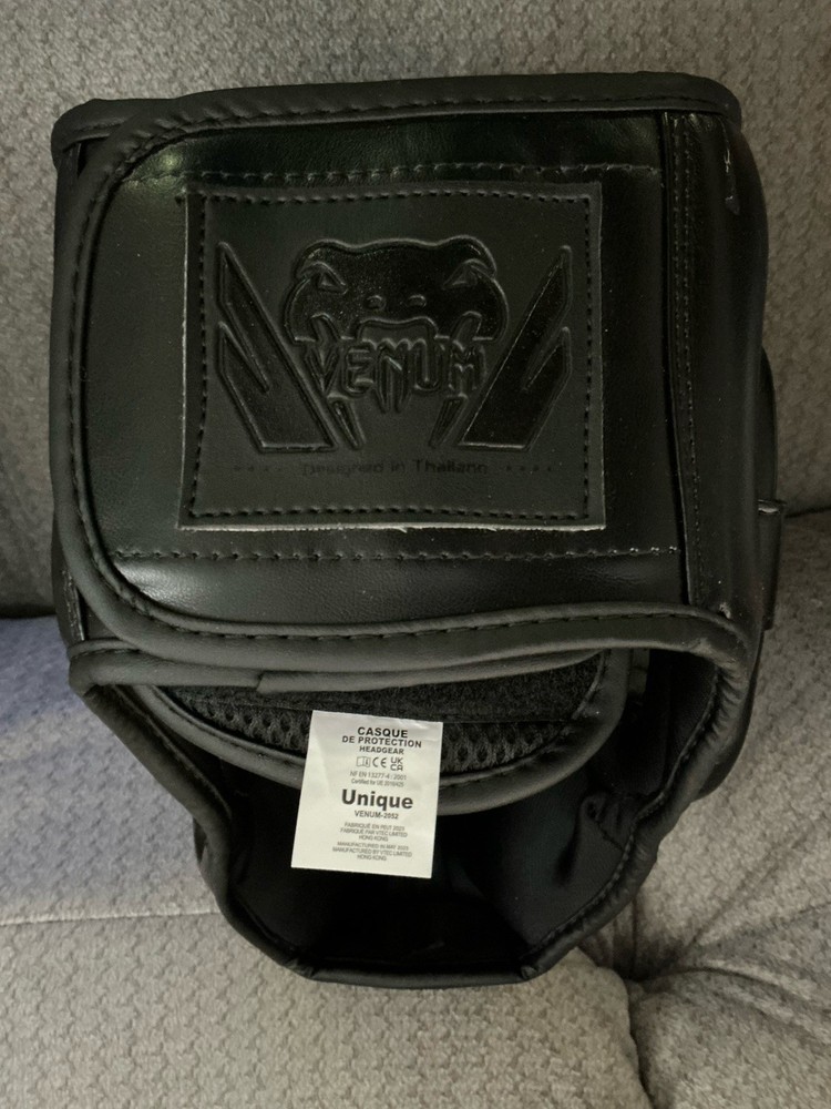 New Venum Challenger Headgear, Black - Size U