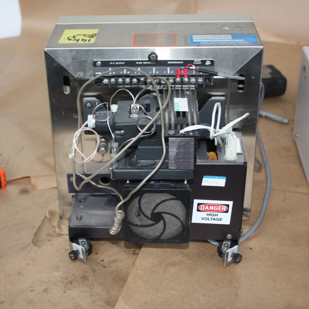 Waters Millipore 441 Absorbance Detector chromatography