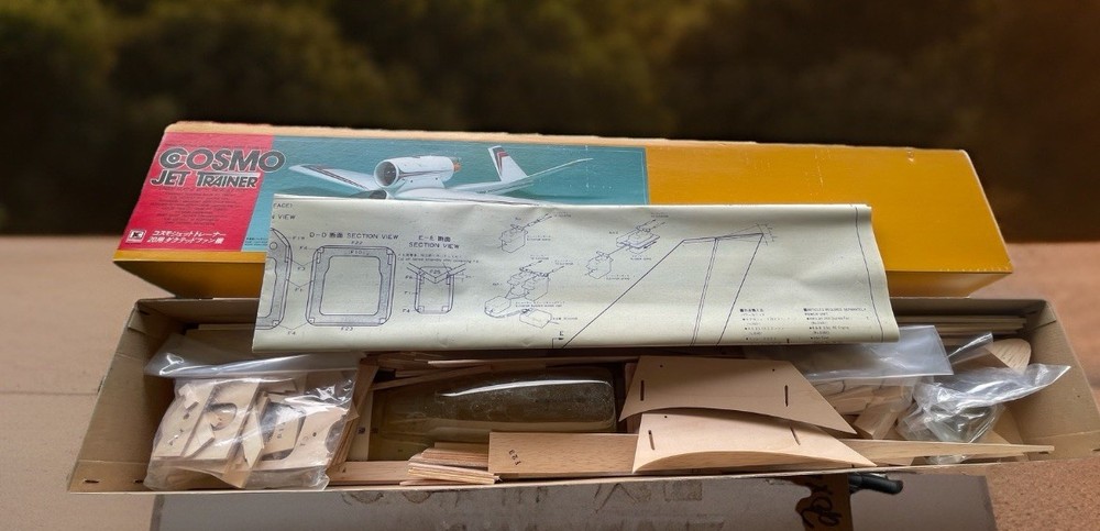 Vintage KYOSHO COSMO JET Trainer Balsa Kit - Nice & Complete Condition!