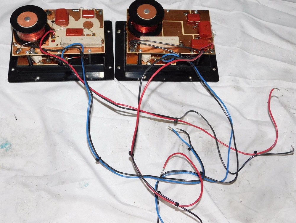 EAW CR-57 crossovers pair