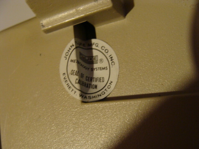 Fluke 7260A Universal Counter/Timer (Powers On & Buttons Function)