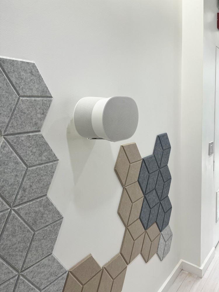 ynVISION Adjustable Wall Mount Compatible with Sonos ERA 300 - White - 2 Pack