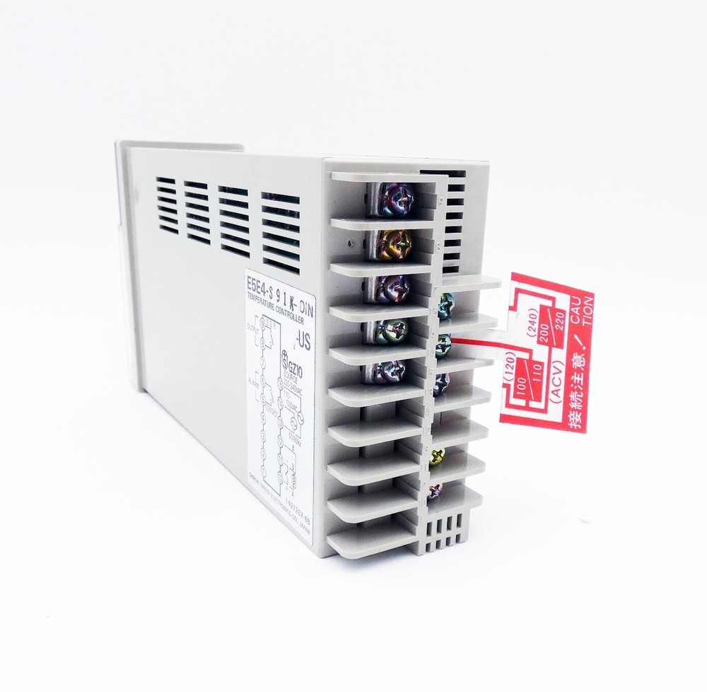 OMRON E5E4-S91K-DIN 50/60Hz Temperature Controller -Unused-