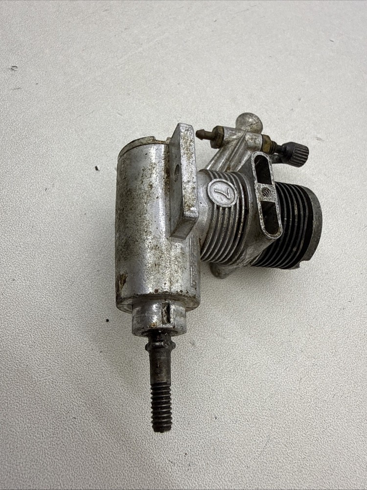Vntg A.C. GILBERT #7 RC Plane Motor Model Engine 074 Control Line Airplane M12