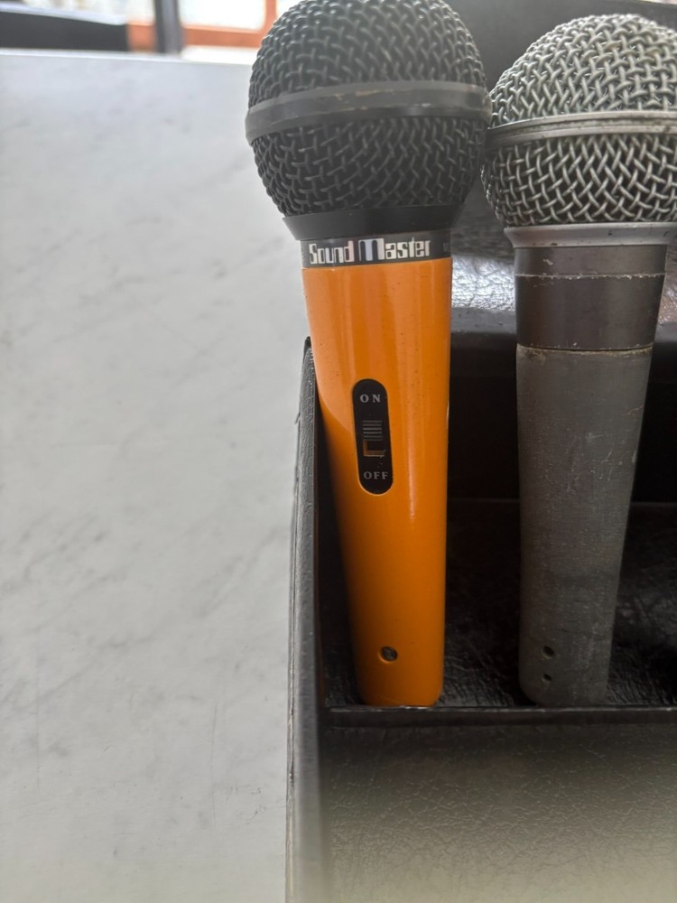 Set Of 4 Microphones