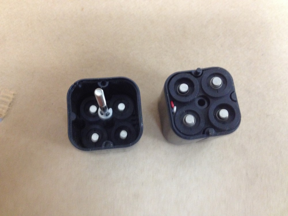 4 Cell AA Battery Holder