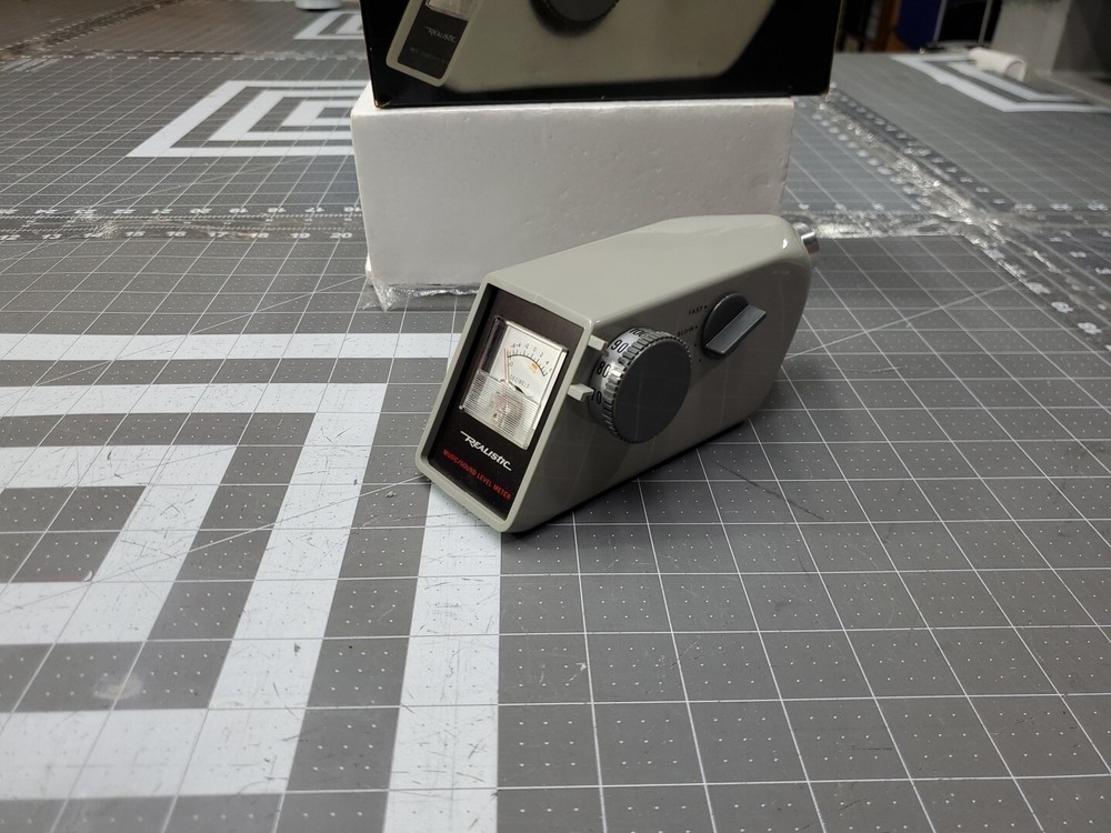 Realistic 0010339 Music/Sound Level Meter